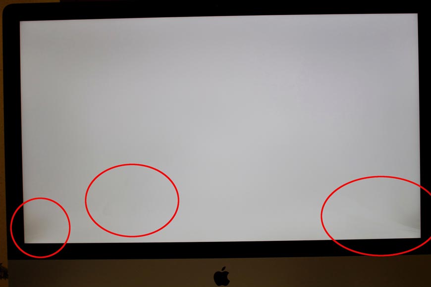Чистка экрана iMac от пыли в Киеве